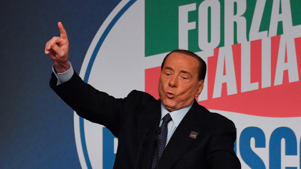 Former Italian prime minister Silvio Berlusconi addresses a rally of right-wing Forza Italia party on March 30, 2019. © Andreas SOLARO / AFP